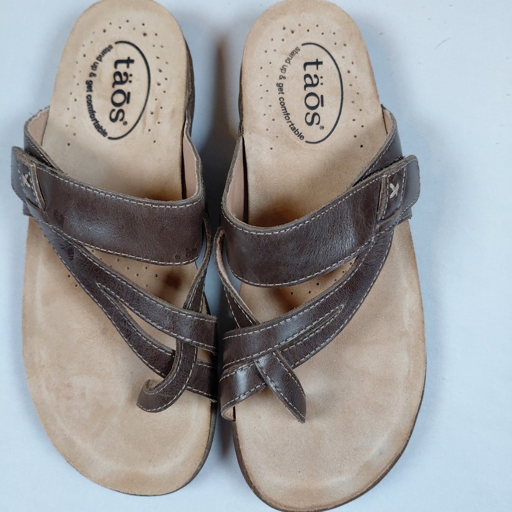 Taos Womens Slide Perfect PRF 14050 Brown Size 7 Toe Loop Sandals Strappy Exc